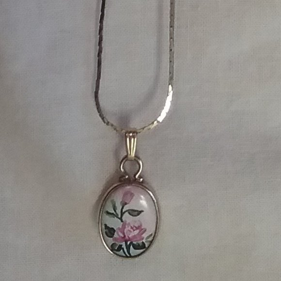 Vintage Hand painted Pink Rose Necklace - Picture 1 of 4